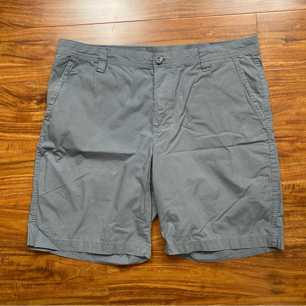 Columbia Men's Gray Casual Shorts Size 36 Outdoor Hiking Coastal Nautical Travel